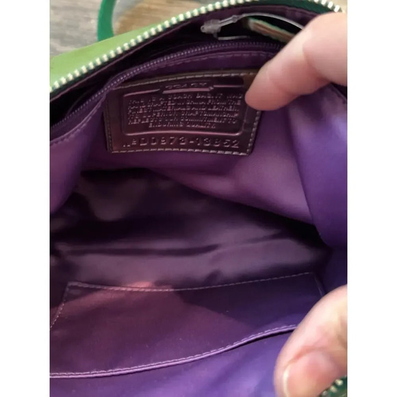 Vintage Coach Green Patent Leather Pat Groovy Shoulder Bag - Picture 6 of 11